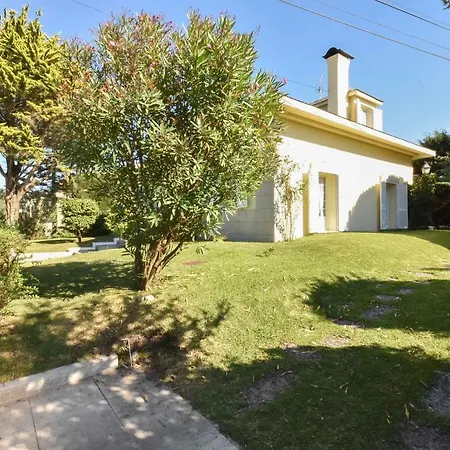 Vakantiehuis Charming House With Garden And Pool *